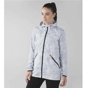 Miss Misty Jacket - Dottie Splash Print